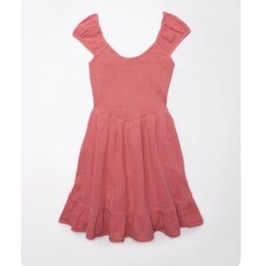 American Eagle Outfitters Textured Coral dress with pockets!